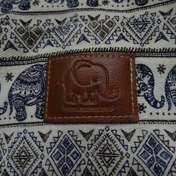 Blue Elephant Drawstring Canvas Bag - Picture 2 of 4